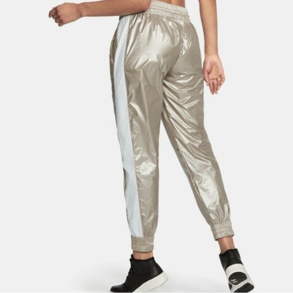 Under Armour Misty Copeland Metallic Gold & White Jogger Running Pants - Medium - Picture 2 of 10
